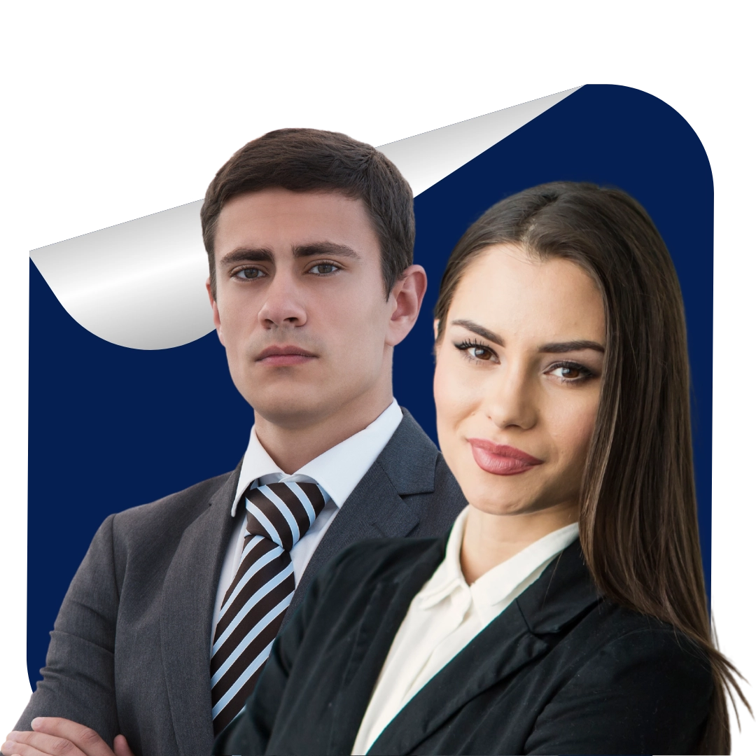 Due giovani in cerca di lavoro vestiti in completo prima di un colloquio